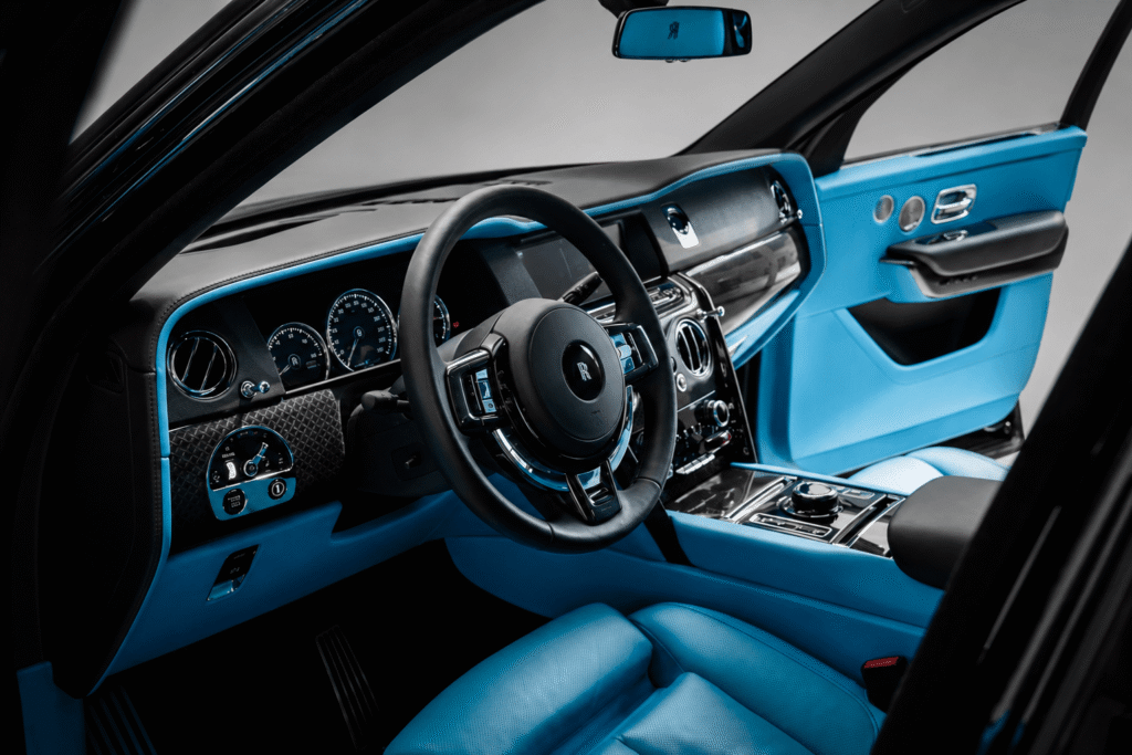 Rolls Royce Cullinan Black Badge 2023