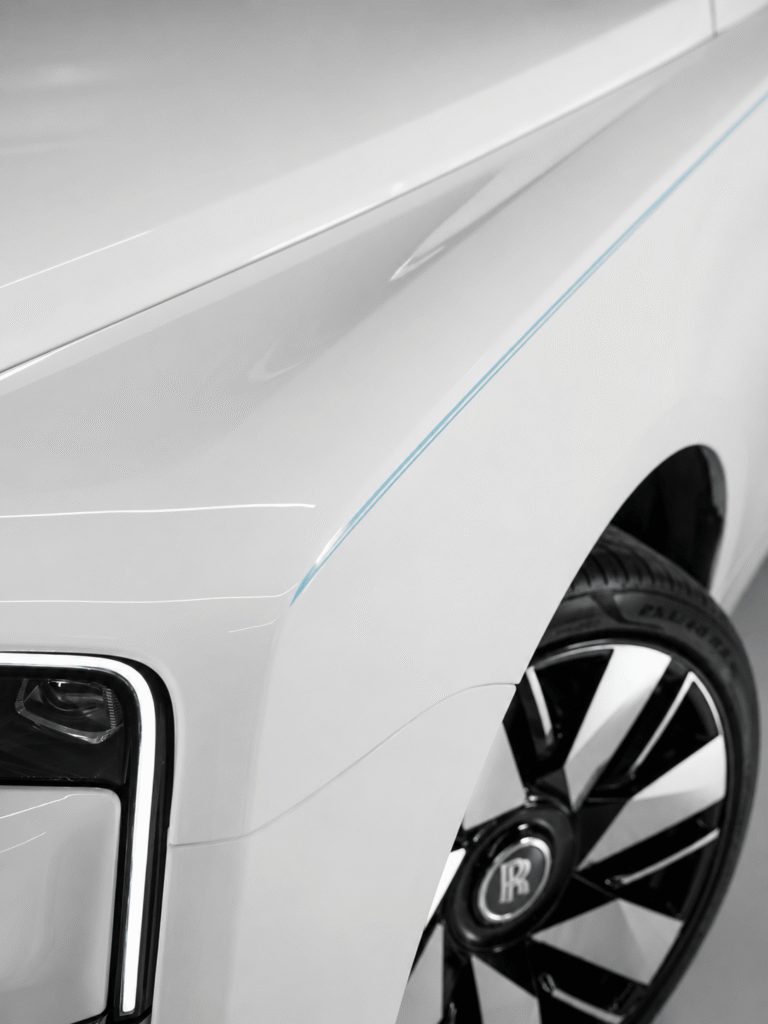 Rolls Royce Cullinan Silver Badge 2025